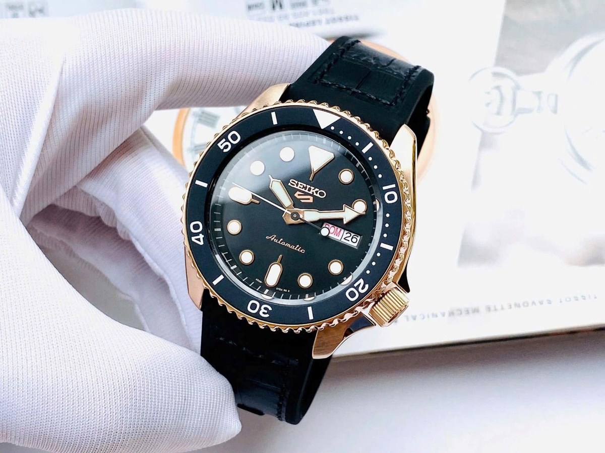 SEIKO 5 SPORT SPECIALIST SRPD76K1 